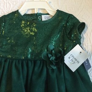 New Emerald green two piece infant dress size 12 M